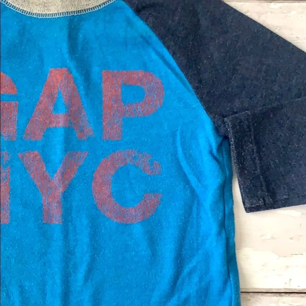 BabyGap 12-18m Boys Shirt Long Sleeve Blue NYC Gap Kids Baby Toddler 12m 18m